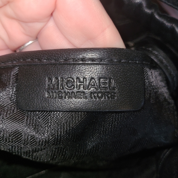 Authentic Michael kors bag - Picture 5 of 7